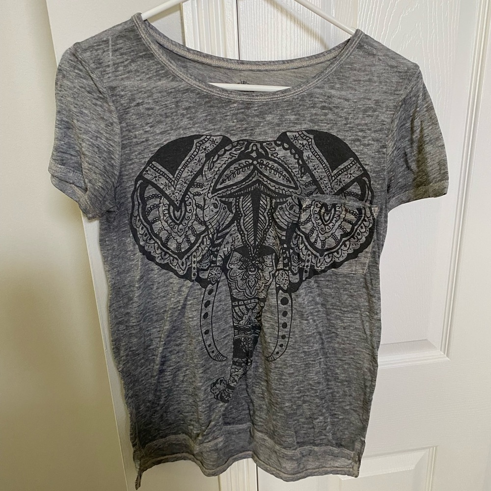 Grey tribal elephant t shirt